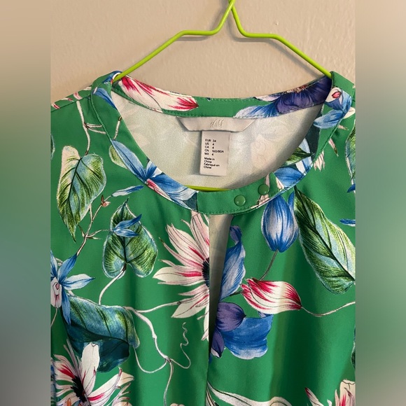 H&M floral dress perfect - Picture 5 of 9